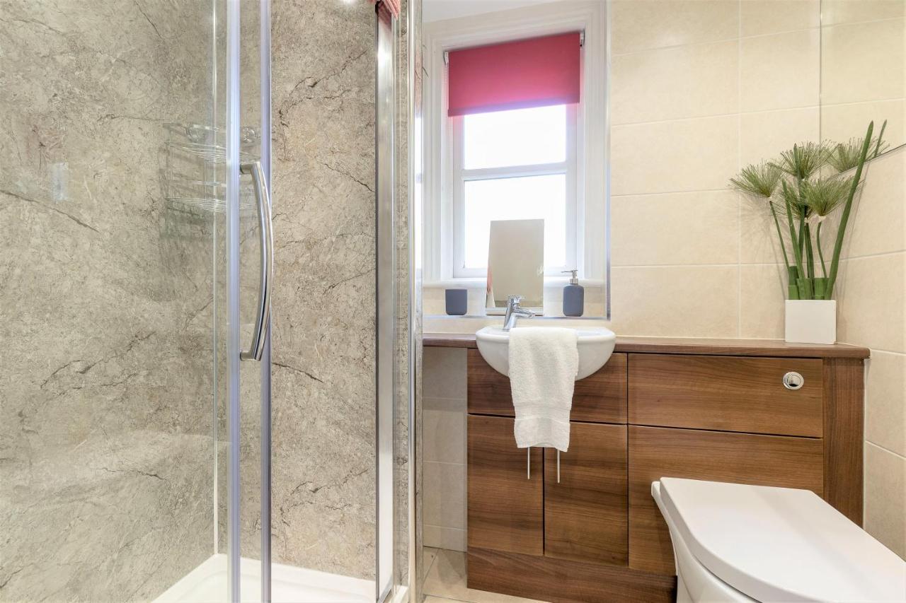 Stunning 1 Bed At Holyrood Palace & Arthurs Seat إدنبرة المظهر الخارجي الصورة